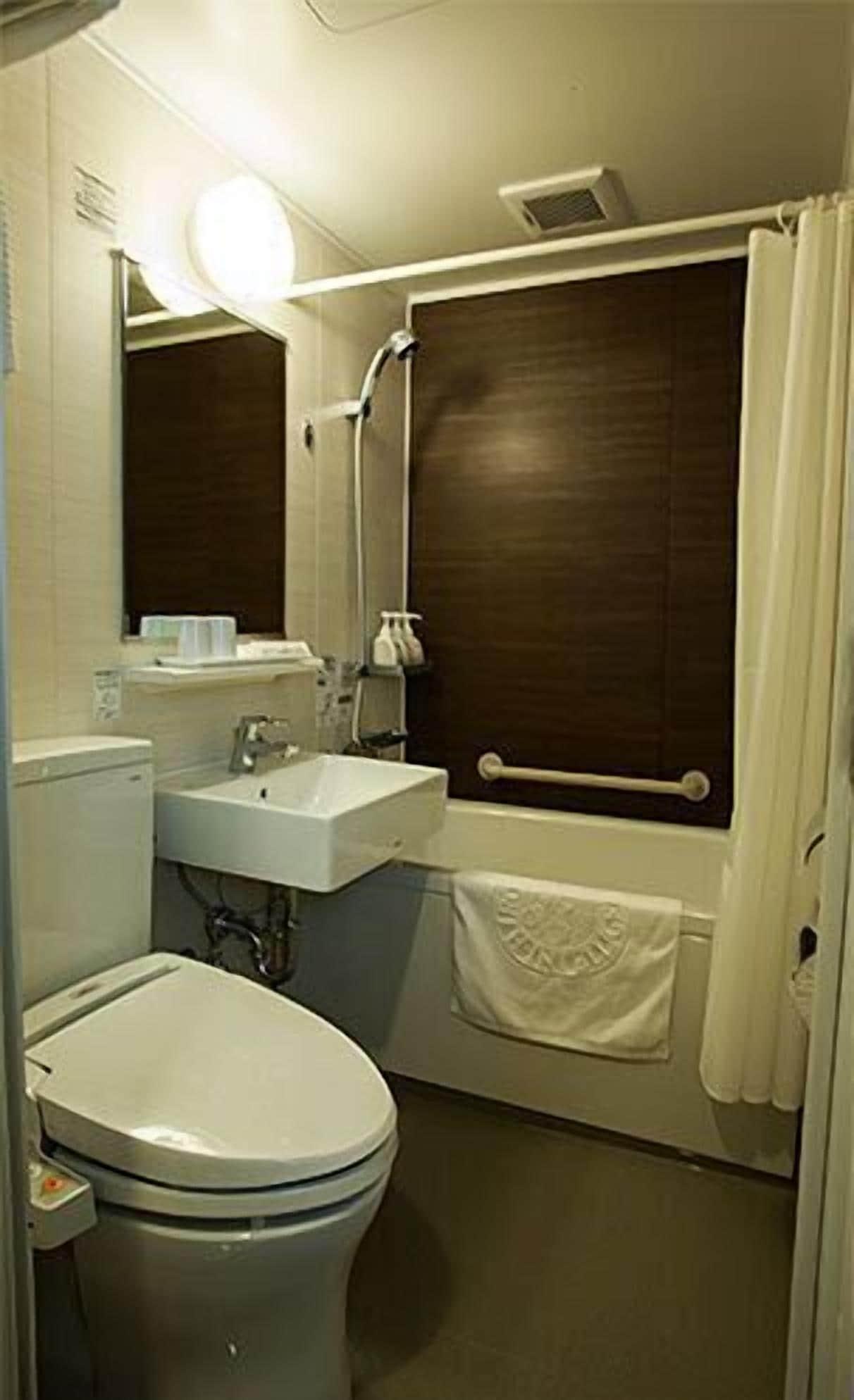 Hiroshima Intelligent Hotel Stadium Mae ภายนอก รูปภาพ